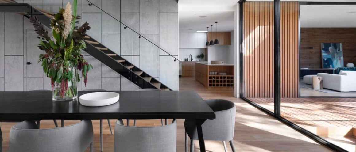 upstair-design-1160x497-1